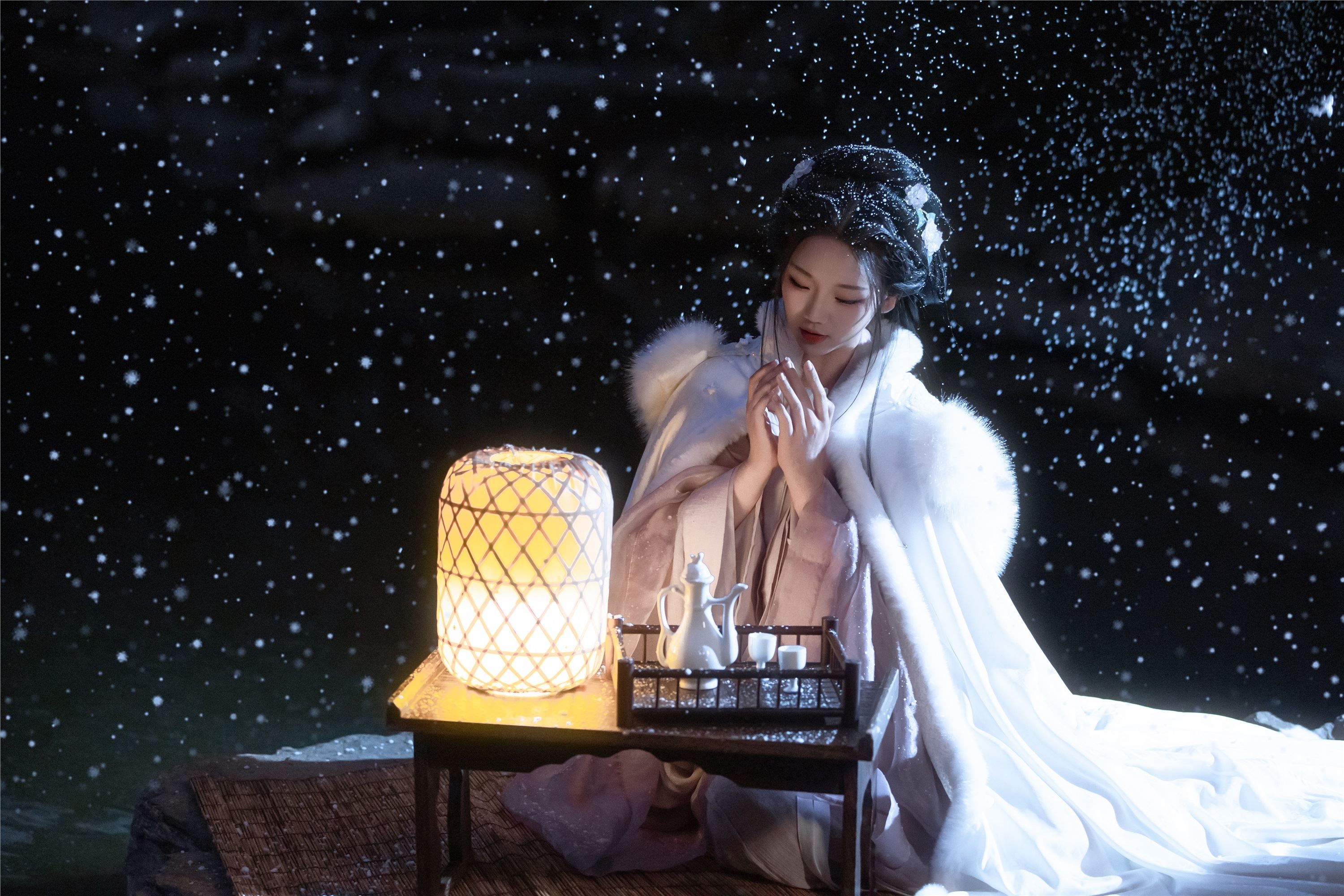 YITUYU 艺图语 2025.03.06 风雪夜归人 晚江亭